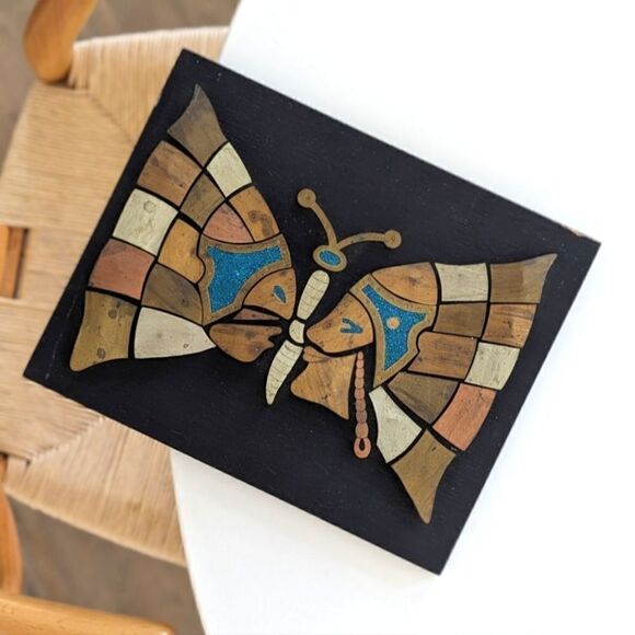 Native Sculpture Art - Picture 4 of 8